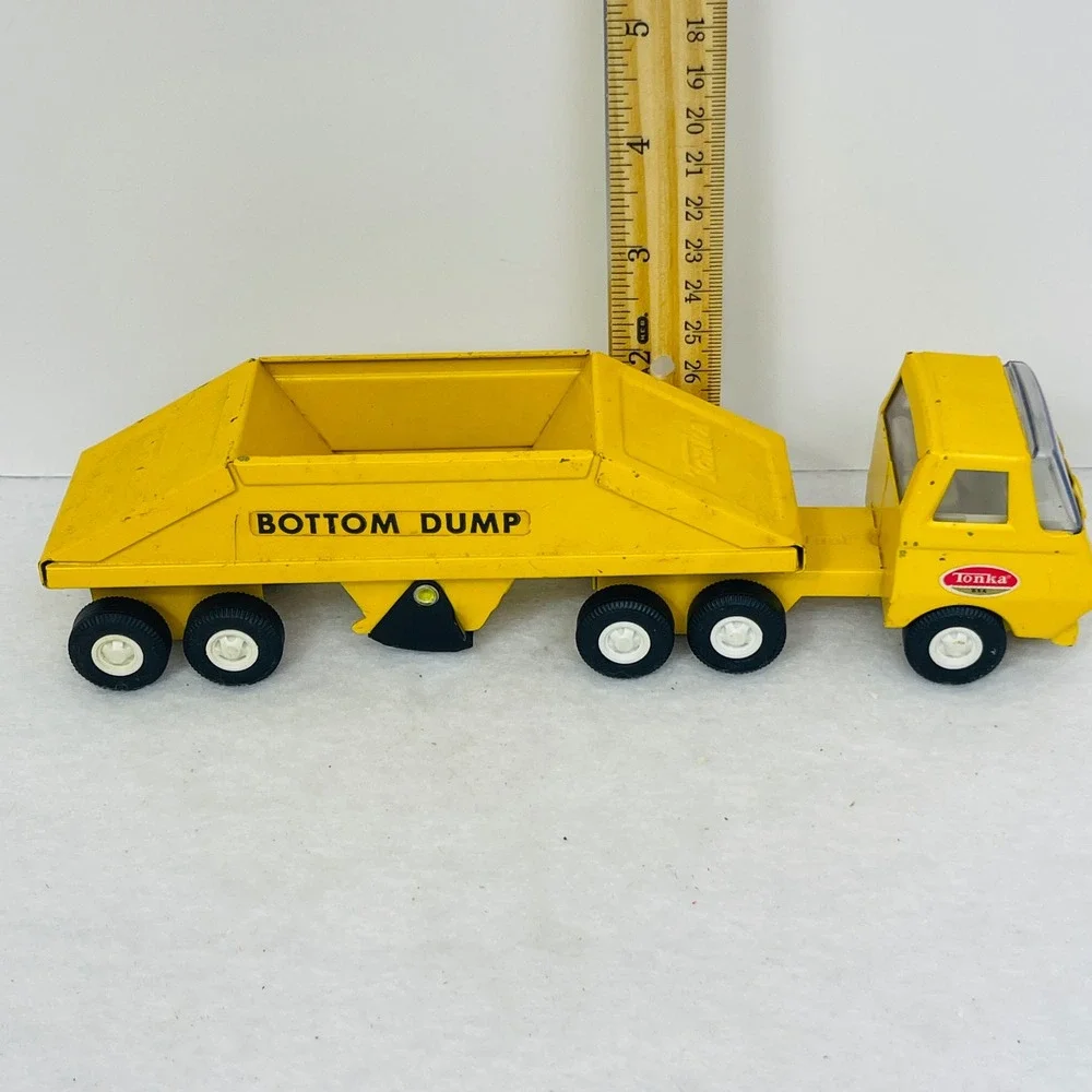 Vintage Tonka Bottom Dump Truck Yellow Pressed Steel Toy Construction Vehicle